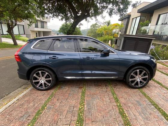 VOLVO XC60 2.0 T5 GASOLINA INSCRIPTION AWD GEARTRONIC VOLVO XC60 2.0 T5 GASOLINA INSCRIPTION AWD GEARTRONIC